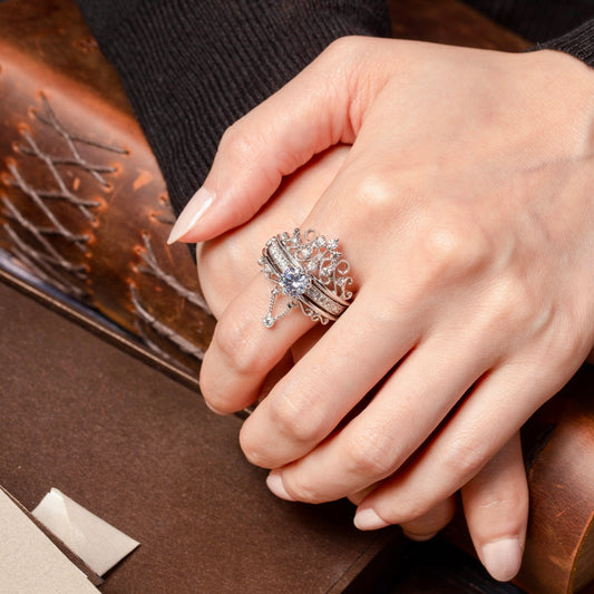 Henriette Solitaire