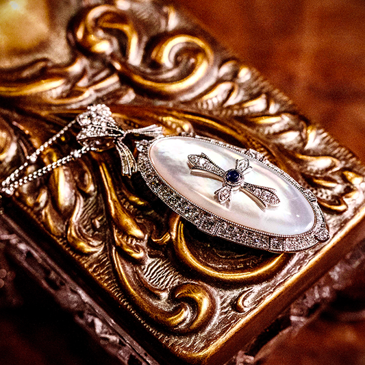 Art Déco Pendant