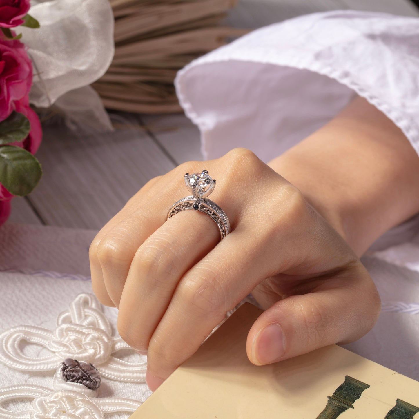 Hassi Solitaire