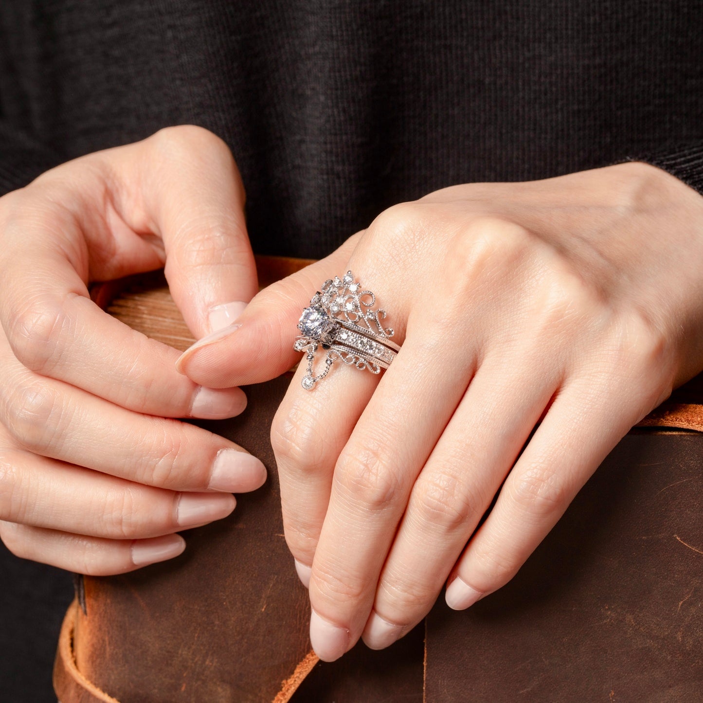 Henriette Solitaire